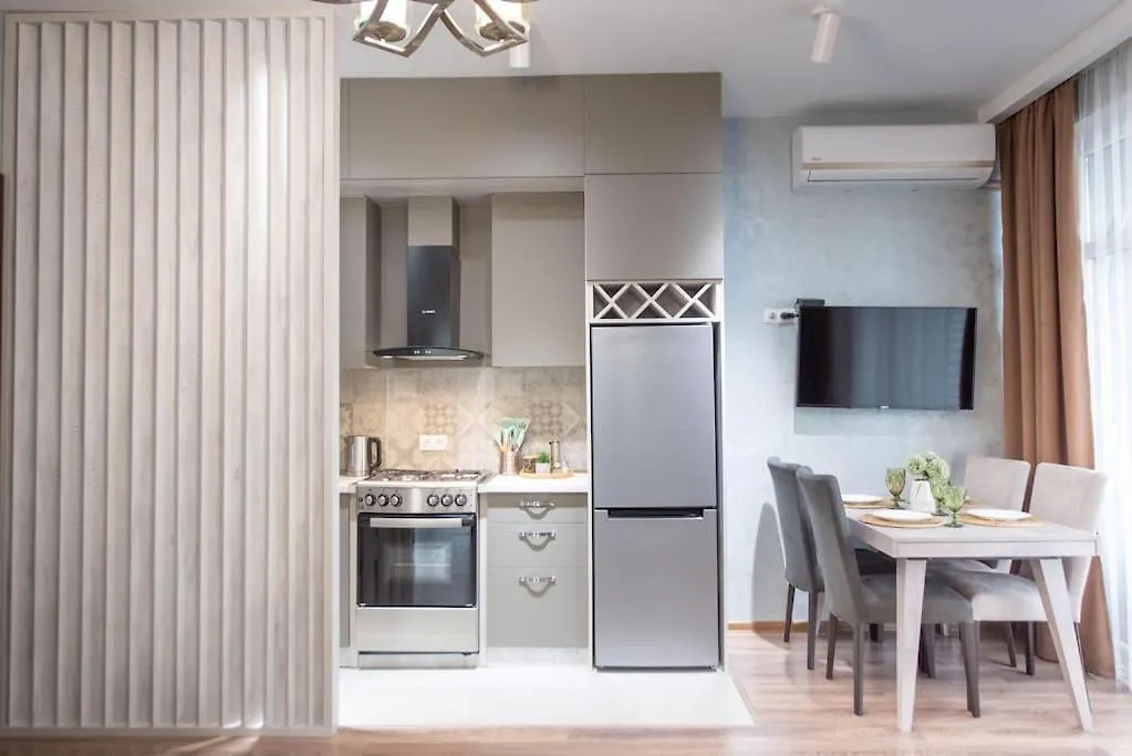 Gg Home - Cozy 2-Bedroom Apartment On Pekini Avenue 第比利斯