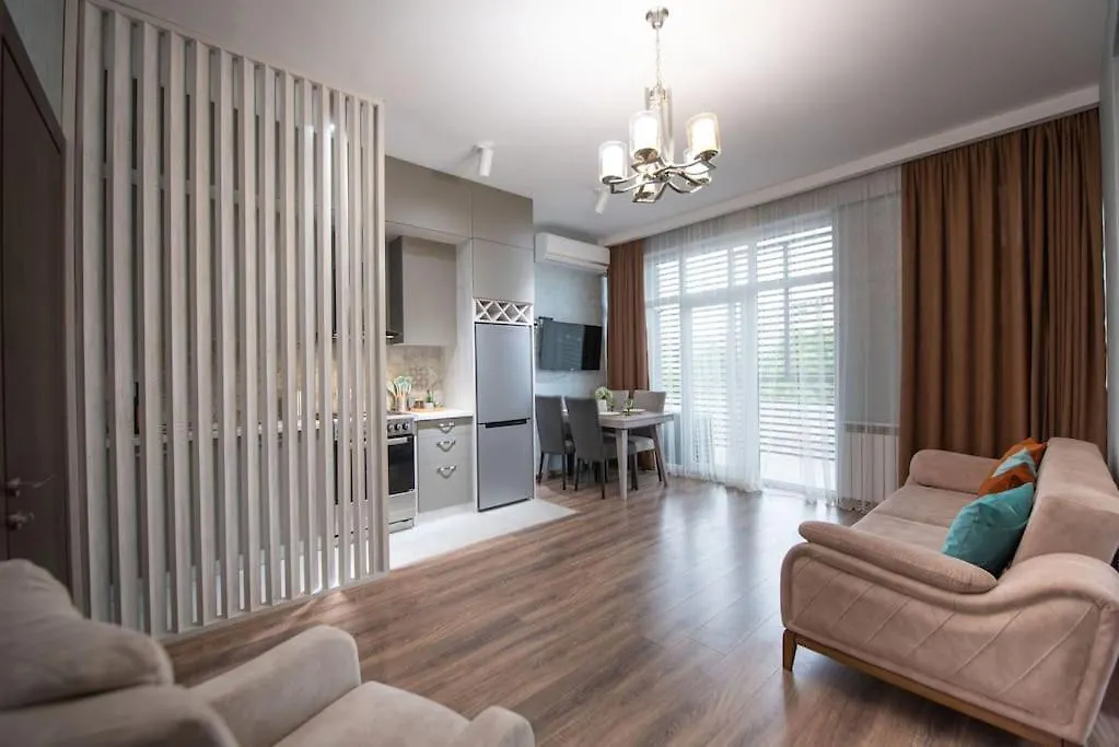 Gg Home - Cozy 2-Bedroom Apartment On Pekini Avenue 第比利斯