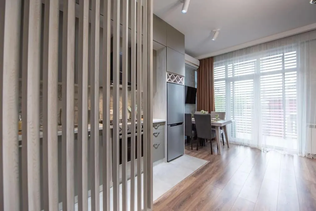 Gg Home - Cozy 2-Bedroom Apartment On Pekini Avenue 第比利斯 格鲁吉亚